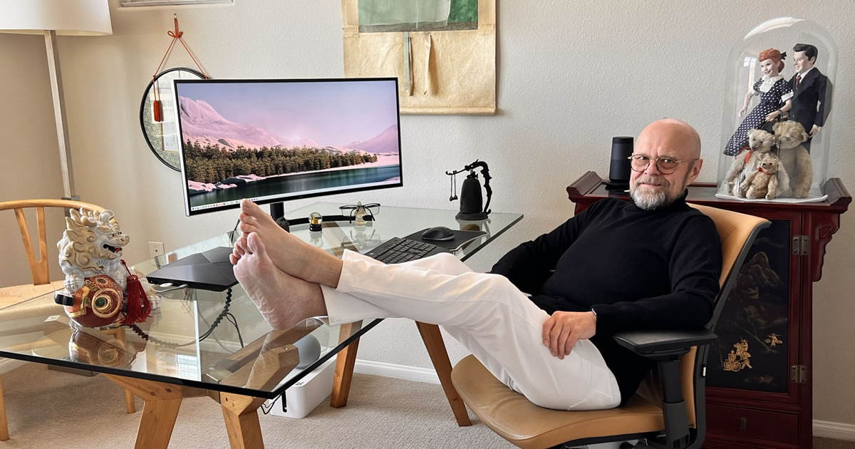 Writer David Pederson working as a cybersecurity copywriter at his desk Southern California